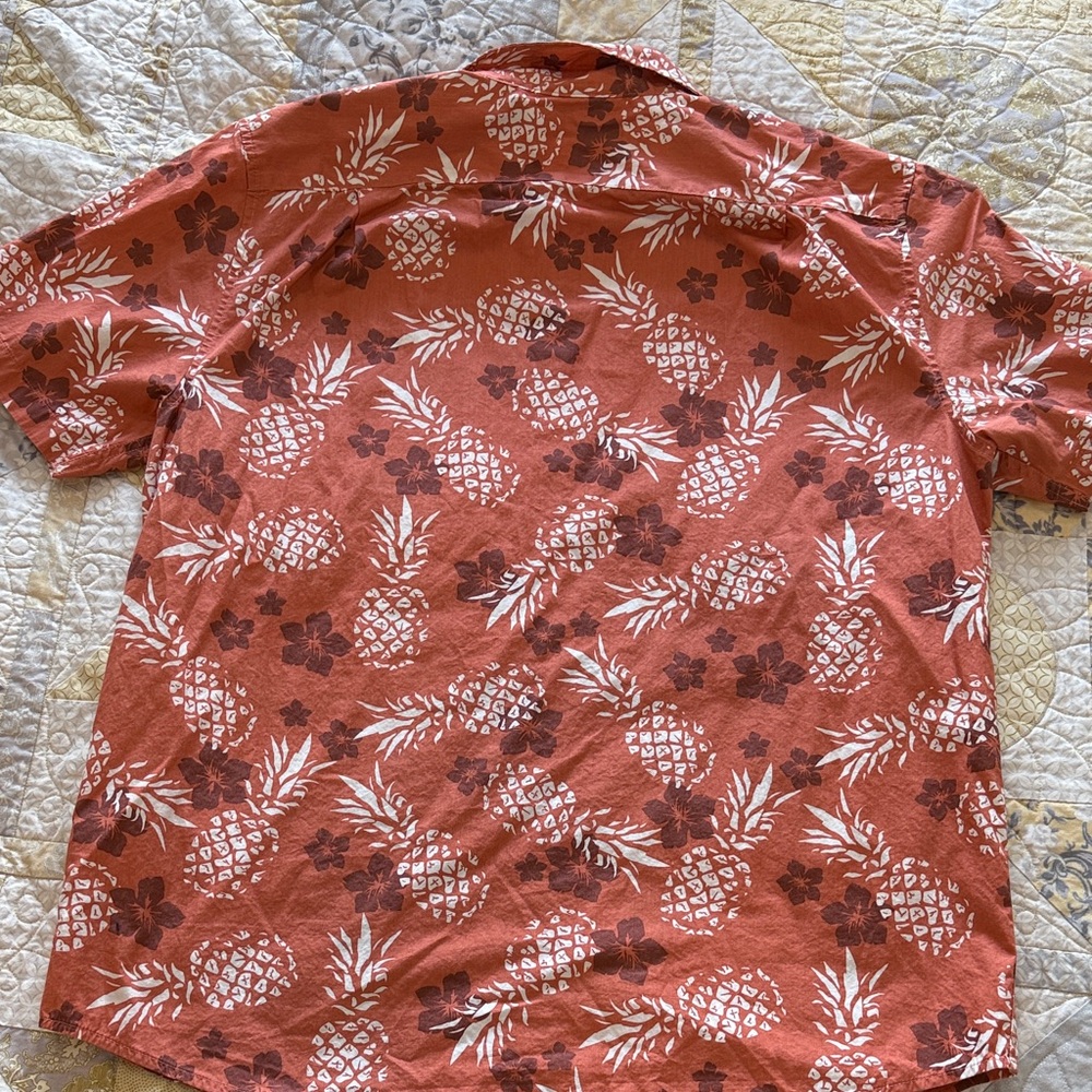 Mountain Ridge Men's Tropical Print Button Down Shirt - Picture 6 of 7